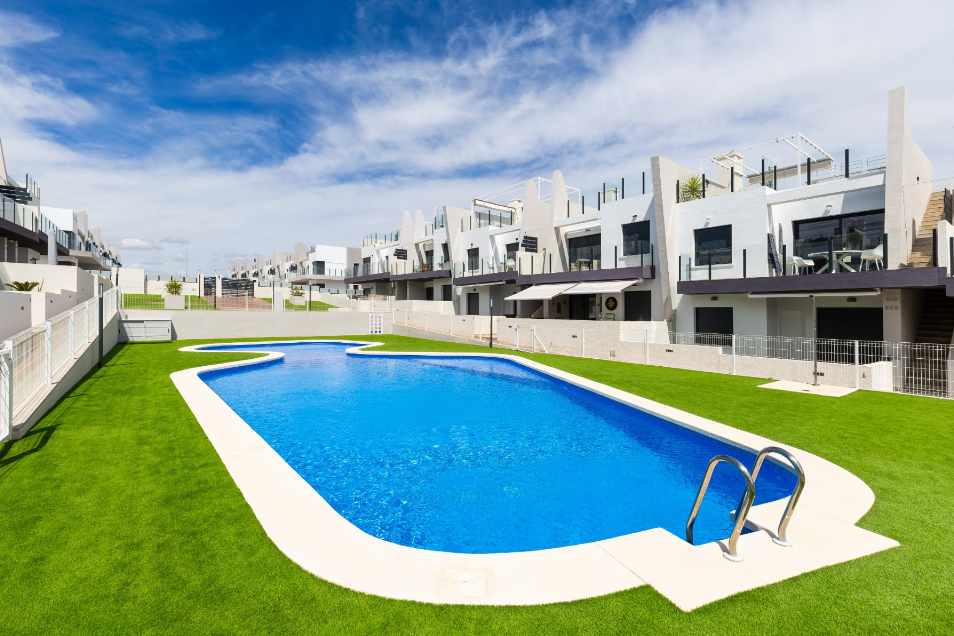 Resale - Apartment / Flat - San Miguel de Salinas