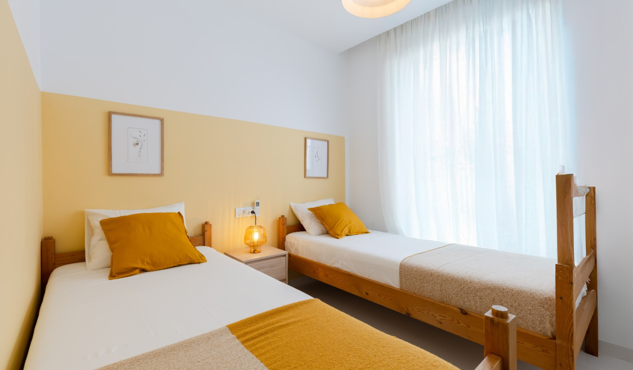 Resale - Apartment / Flat - San Miguel de Salinas