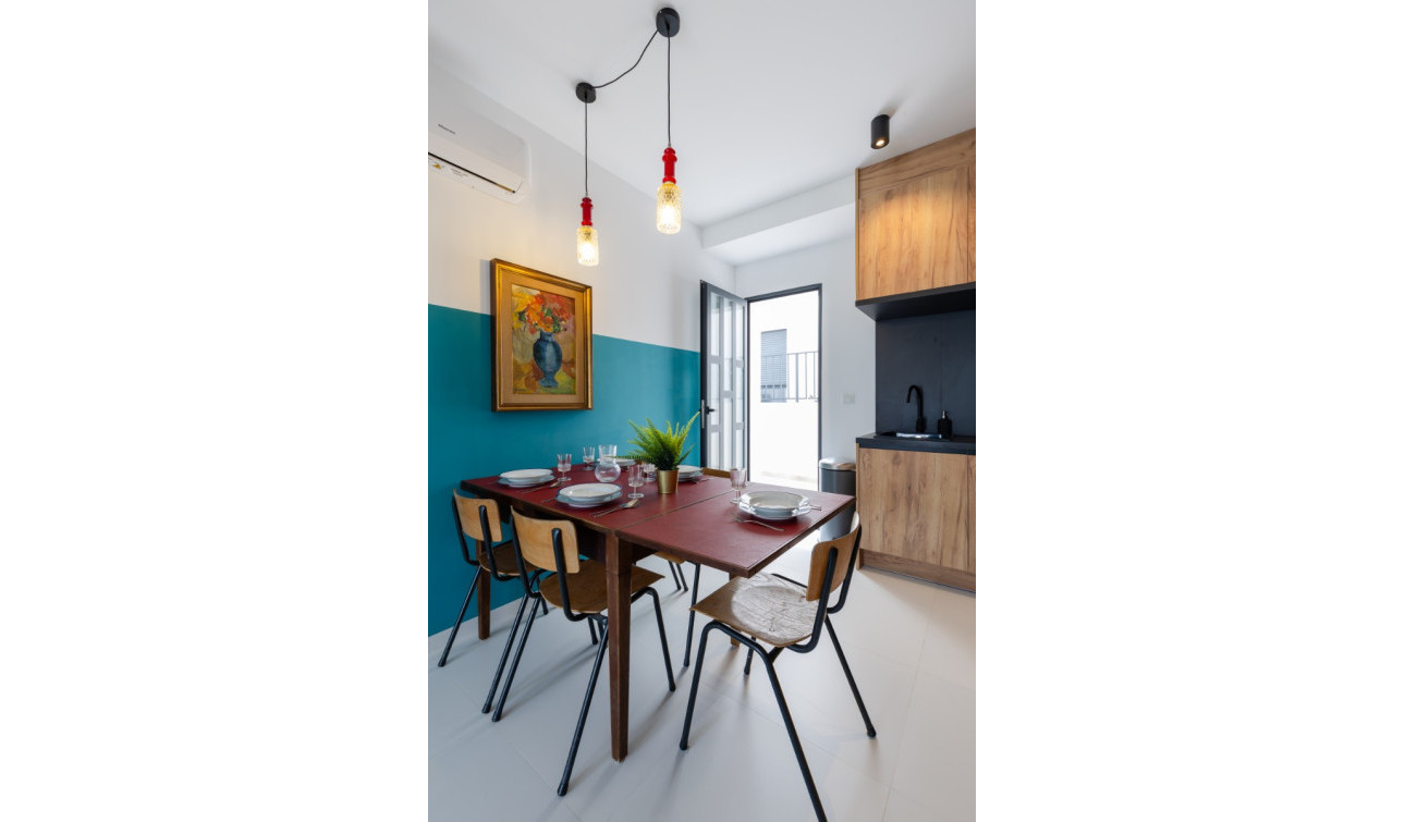 Resale - Apartment / Flat - San Miguel de Salinas