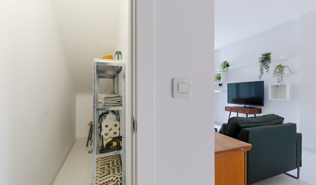 Resale - Apartment / Flat - San Miguel de Salinas