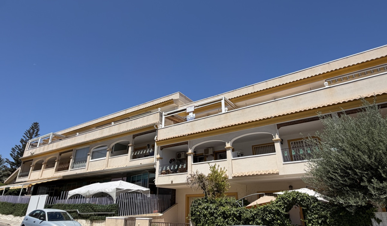 Resale - Apartment / Flat - San Miguel de Salinas