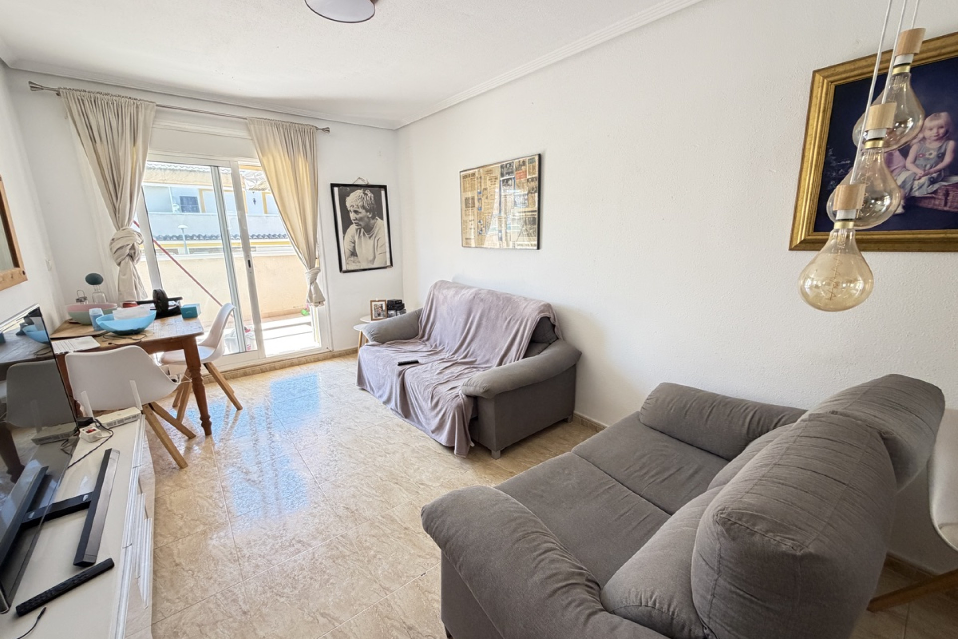 Resale - Apartment / Flat - San Miguel de Salinas
