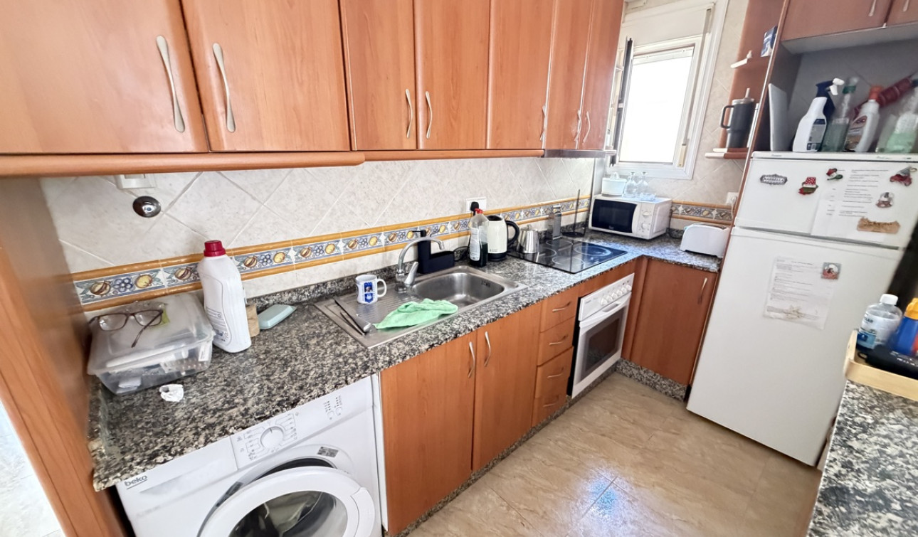 Resale - Apartment / Flat - San Miguel de Salinas