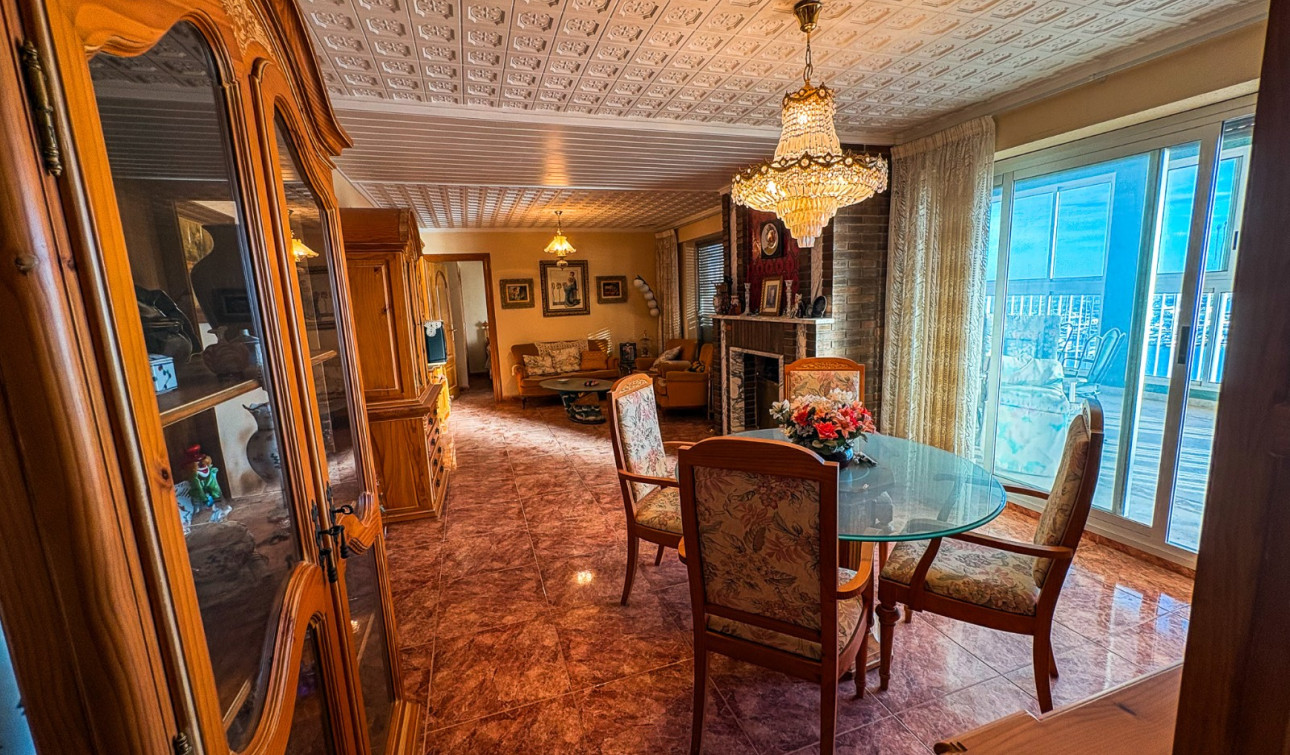 Resale - Apartment / Flat - Santa Pola - Puerto