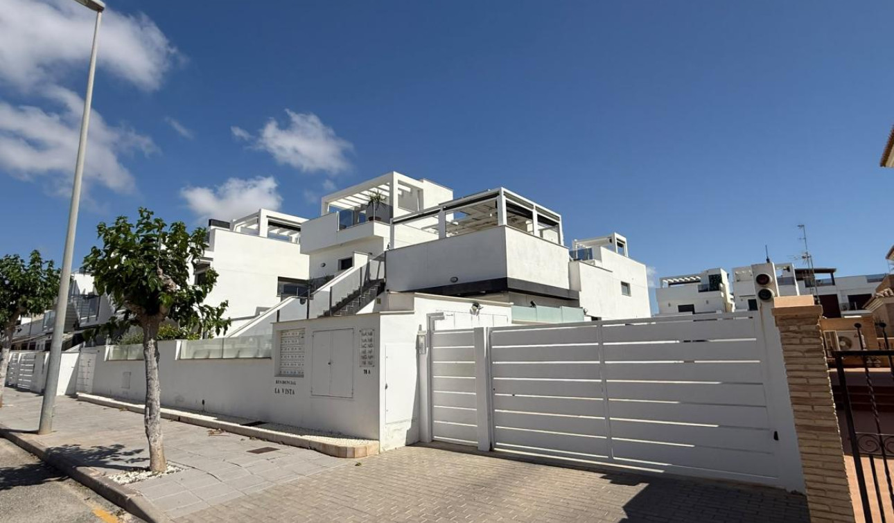 Resale - Apartment / Flat - Torre de la Horadada