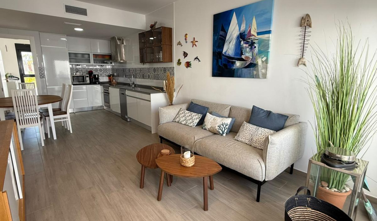 Resale - Apartment / Flat - Torre de la Horadada