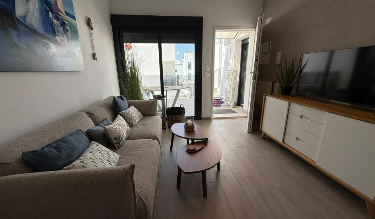 Resale - Apartment / Flat - Torre de la Horadada