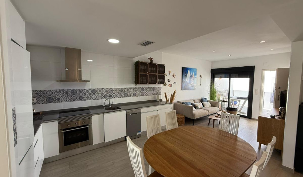 Resale - Apartment / Flat - Torre de la Horadada