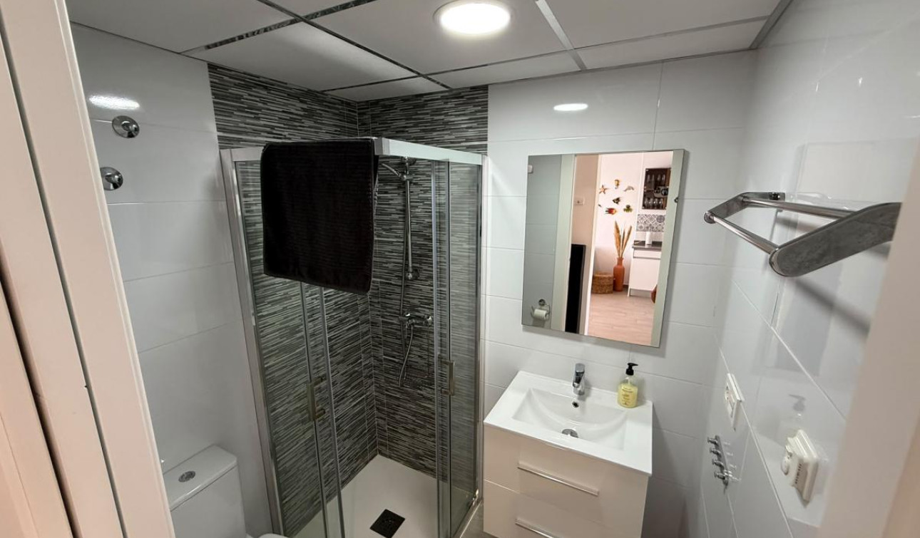 Resale - Apartment / Flat - Torre de la Horadada
