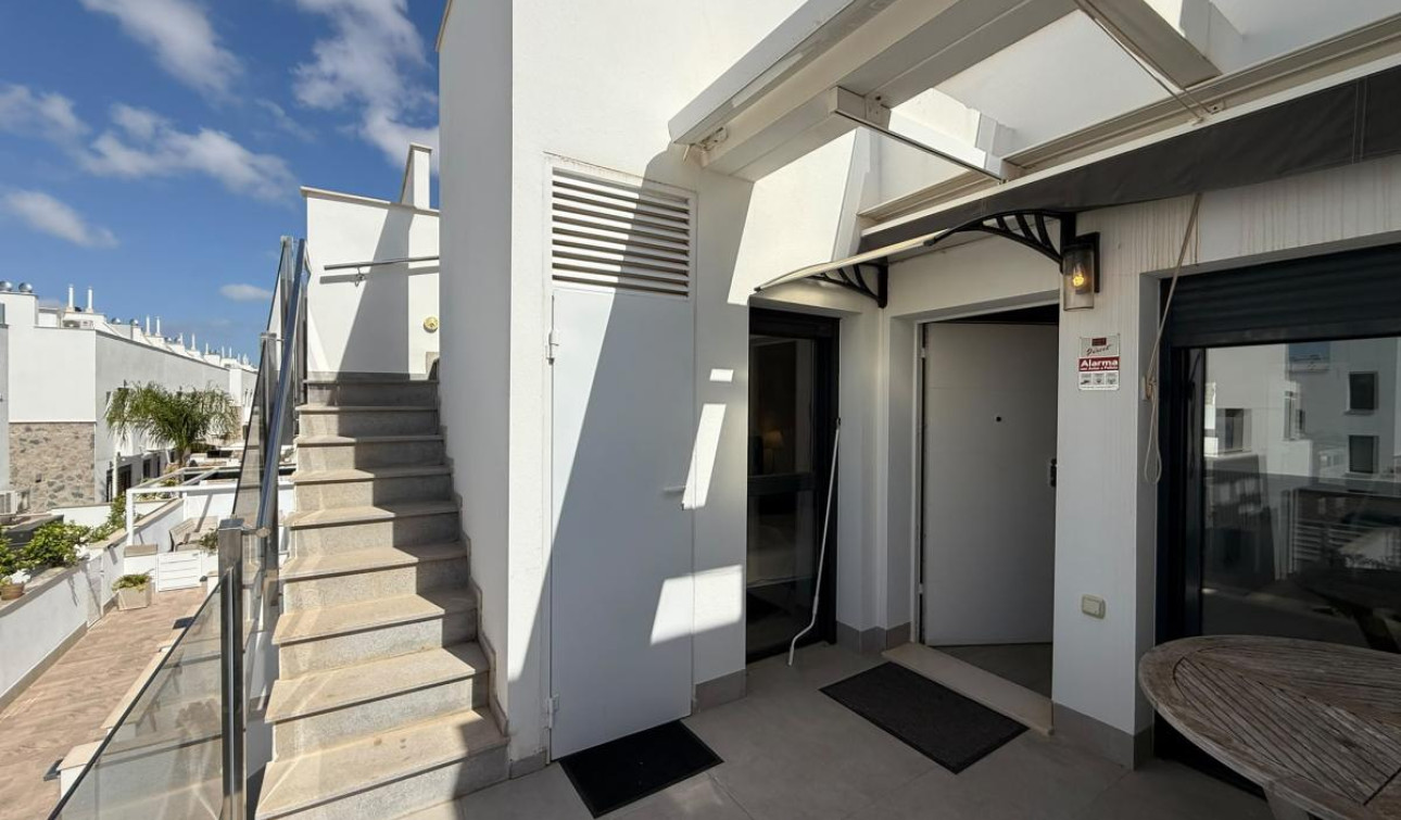 Resale - Apartment / Flat - Torre de la Horadada