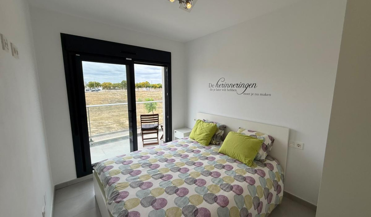 Resale - Apartment / Flat - Torre de la Horadada