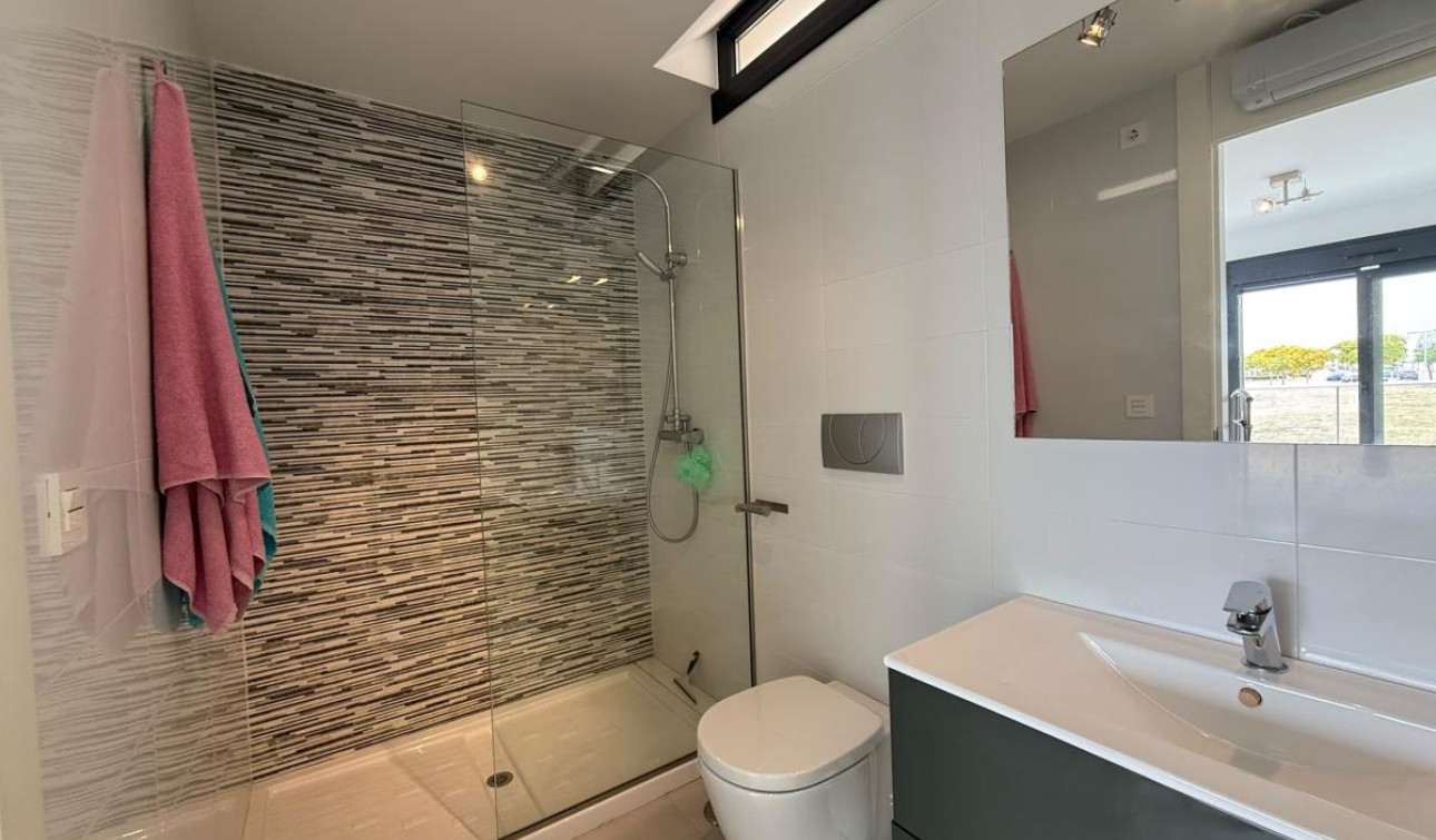 Resale - Apartment / Flat - Torre de la Horadada