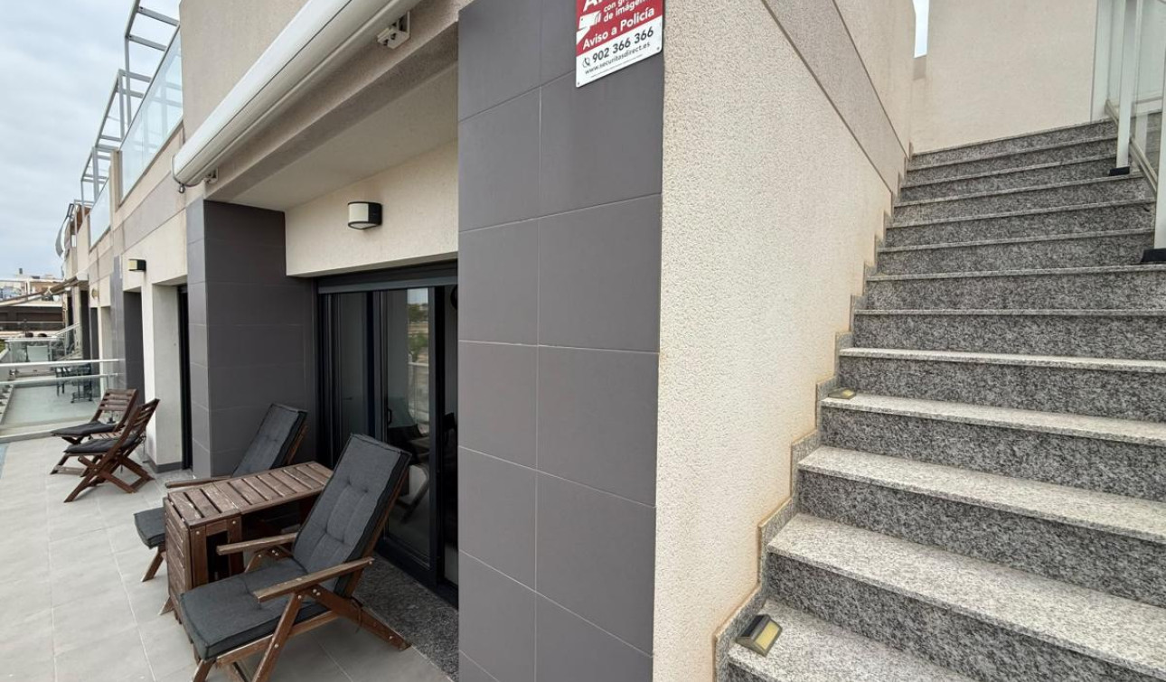 Resale - Apartment / Flat - Torre de la Horadada