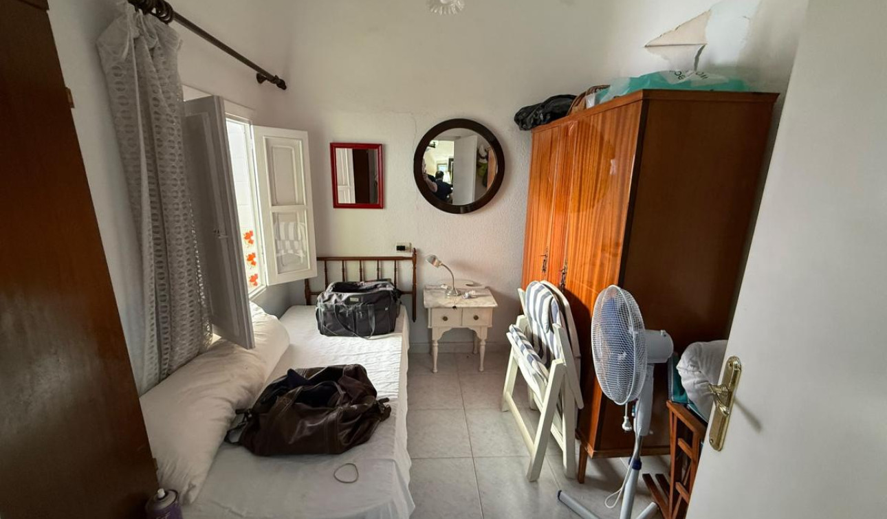 Resale - Apartment / Flat - Torre de la Horadada