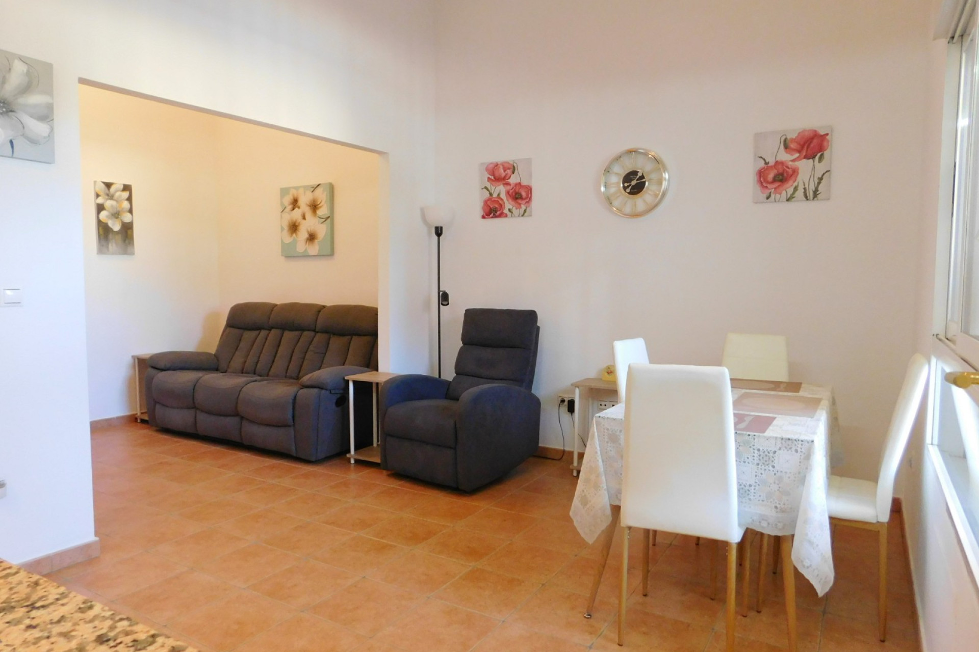 Resale - Apartment / Flat - Torremendo