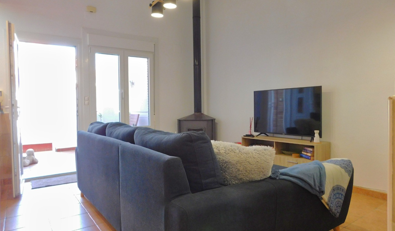 Resale - Apartment / Flat - Torremendo
