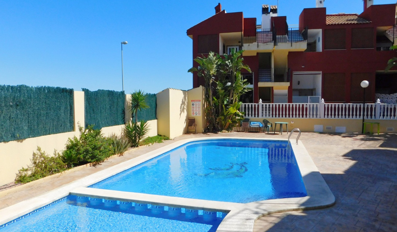 Resale - Apartment / Flat - Torremendo