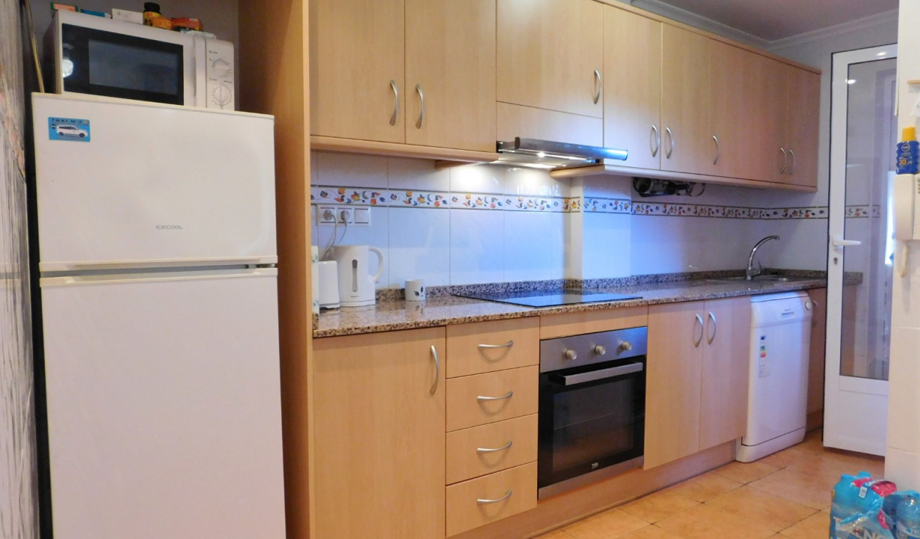 Resale - Apartment / Flat - Torremendo