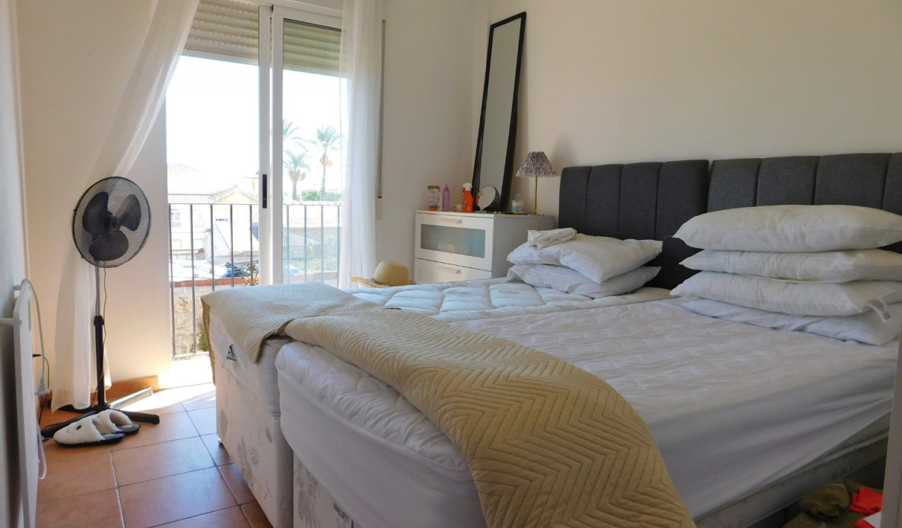 Resale - Apartment / Flat - Torremendo