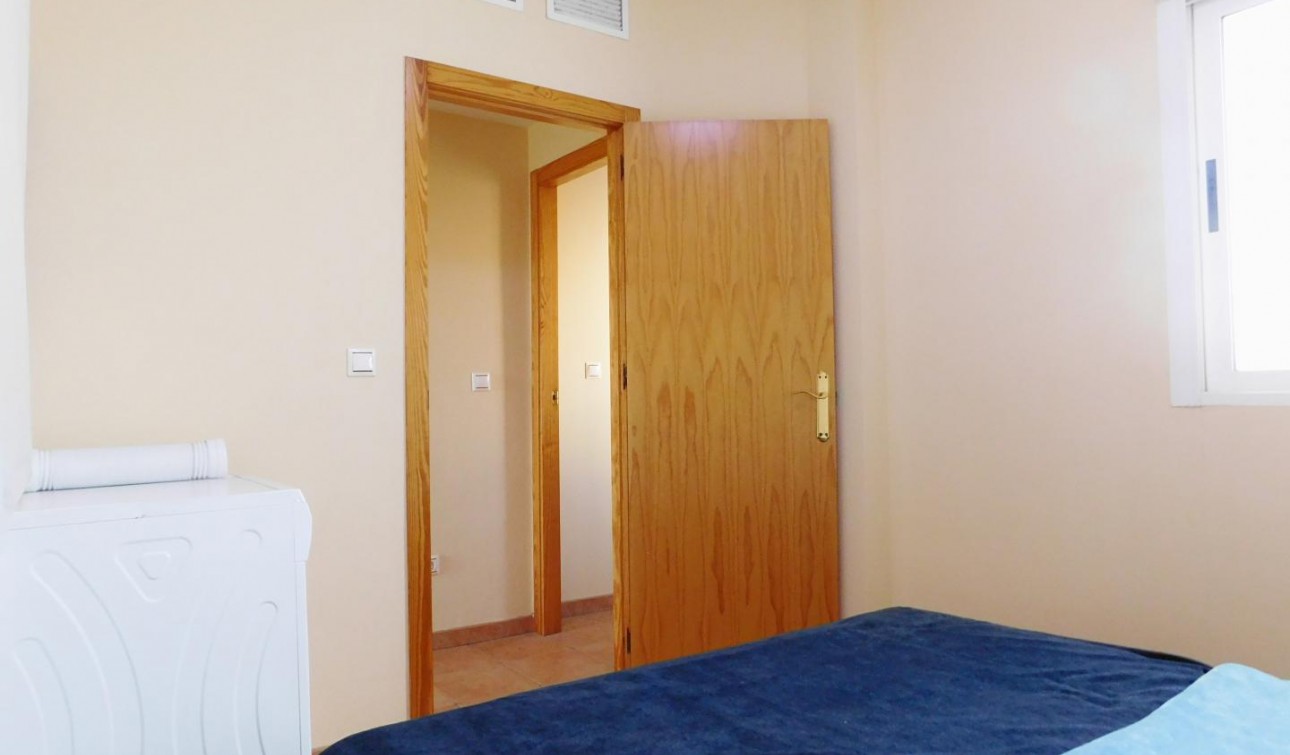 Resale - Apartment / Flat - Torremendo