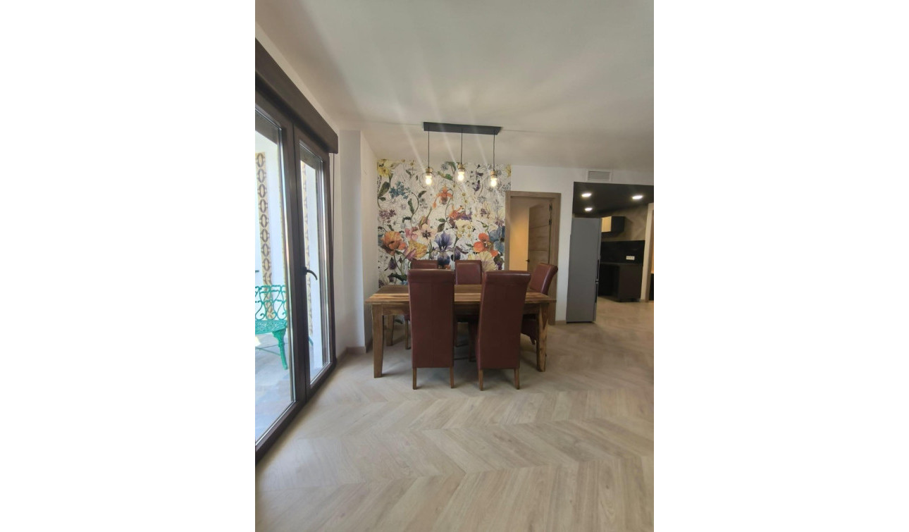 Resale - Apartment / Flat - Torrevieja - Acequion