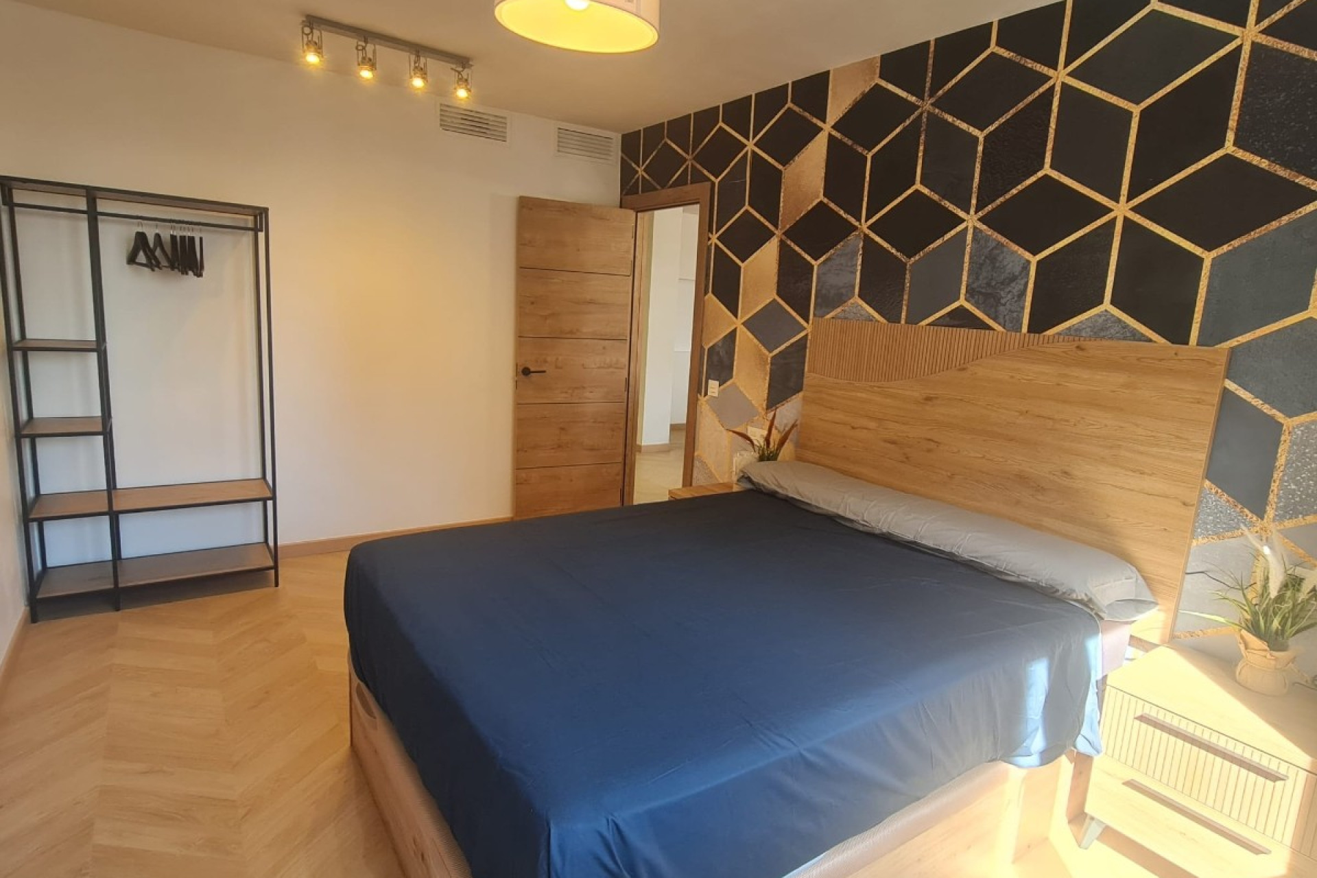 Resale - Apartment / Flat - Torrevieja - Acequion