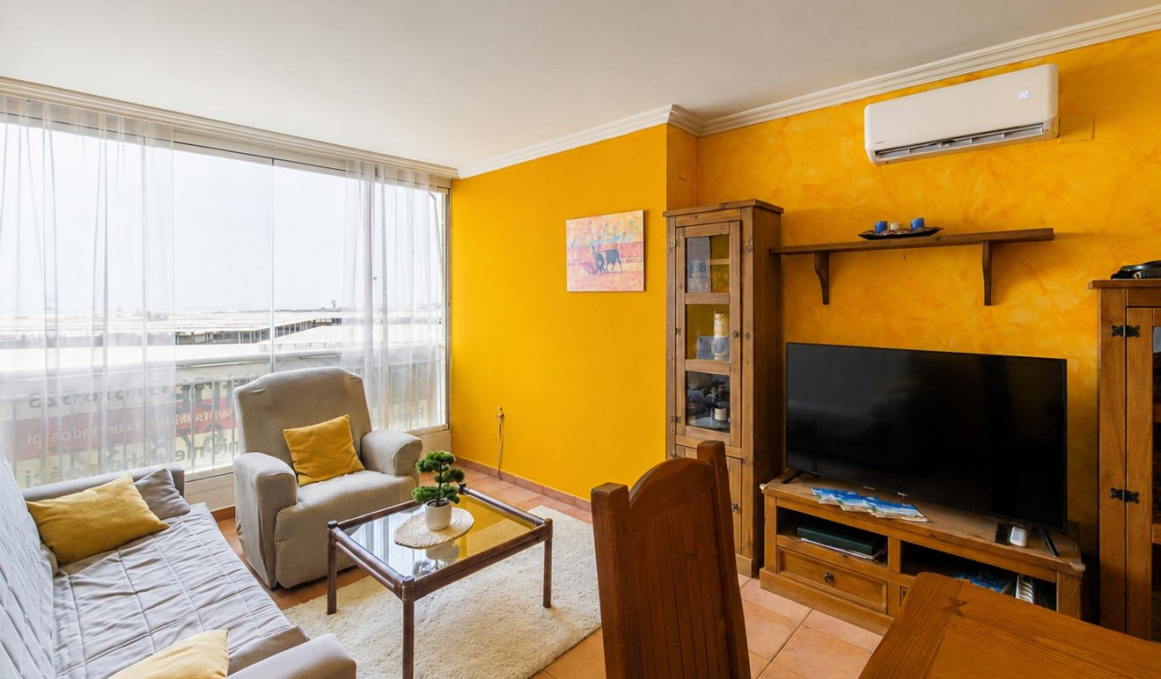 Resale - Apartment / Flat - Torrevieja - Acequion