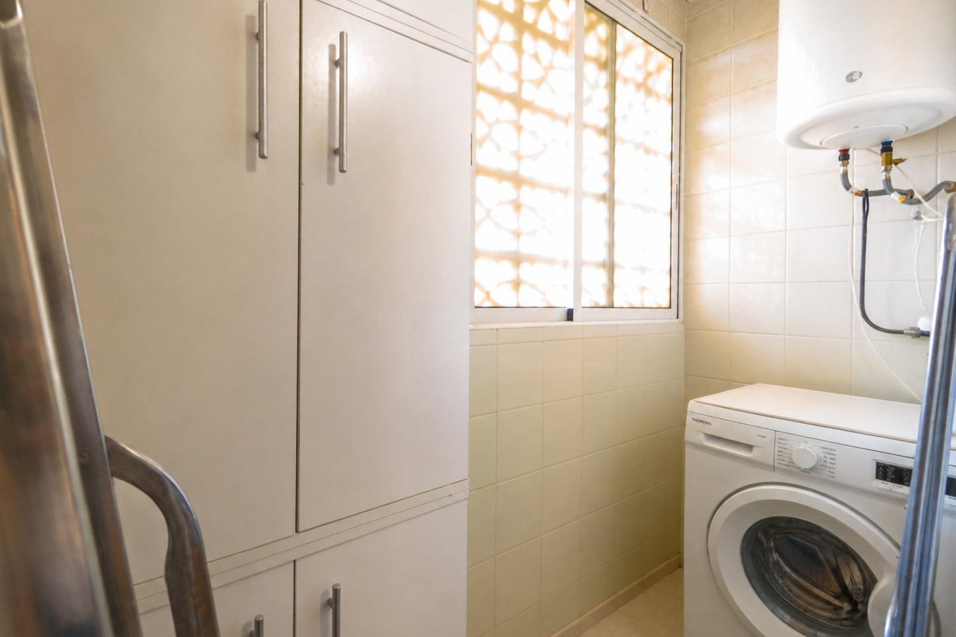 Resale - Apartment / Flat - Torrevieja - Acequion