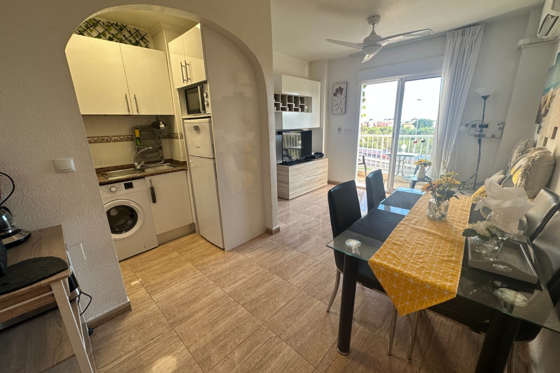 Resale - Apartment / Flat - Torrevieja - Acequion