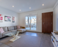 Resale - Apartment / Flat - Torrevieja - Aguas Nuevas