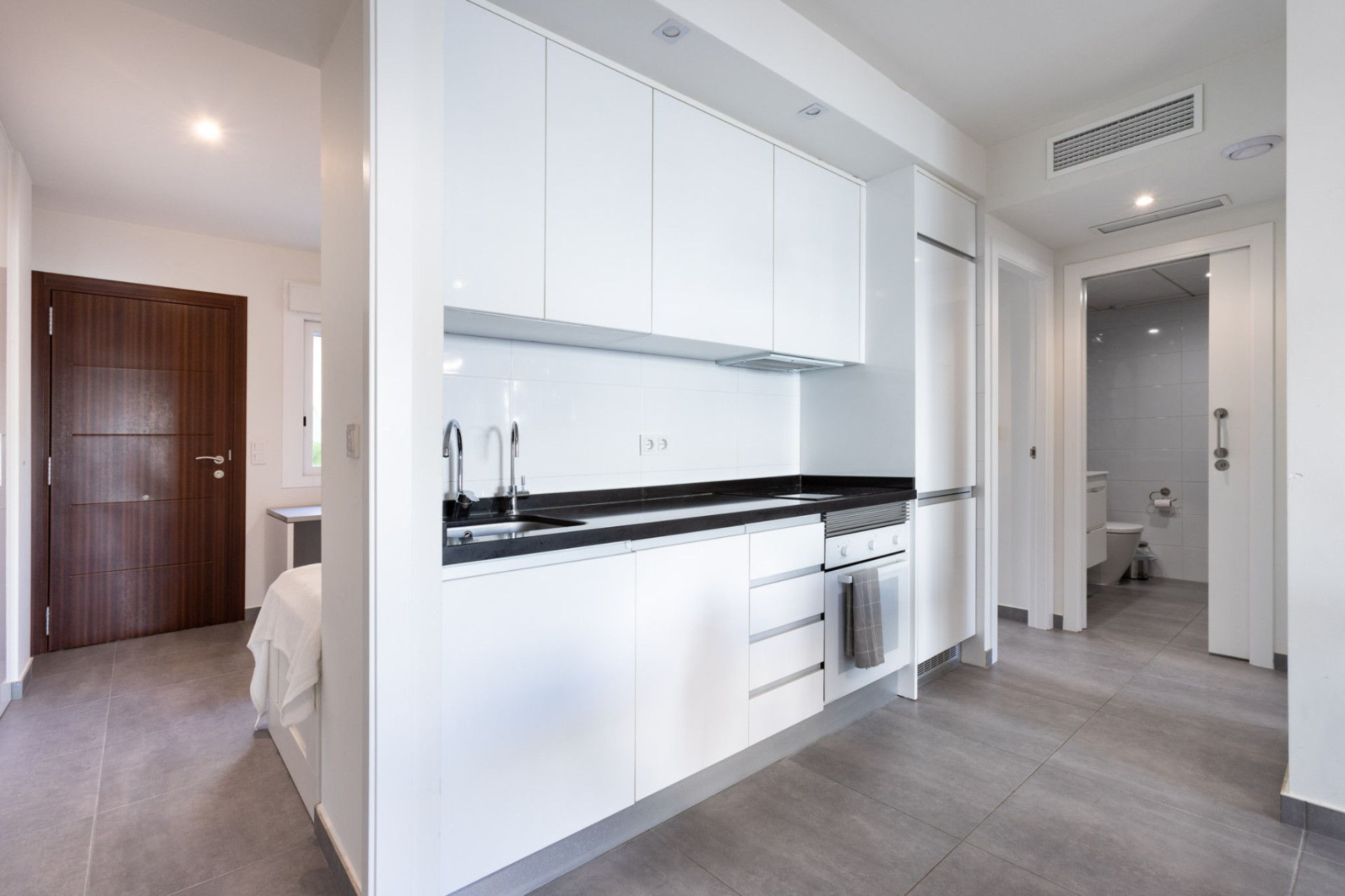 Resale - Apartment / Flat - Torrevieja - Aguas Nuevas