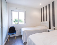 Resale - Apartment / Flat - Torrevieja - Aguas Nuevas