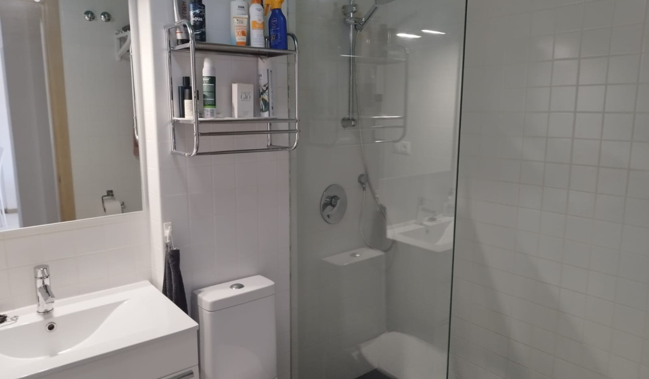 Resale - Apartment / Flat - Torrevieja - Aguas Nuevas