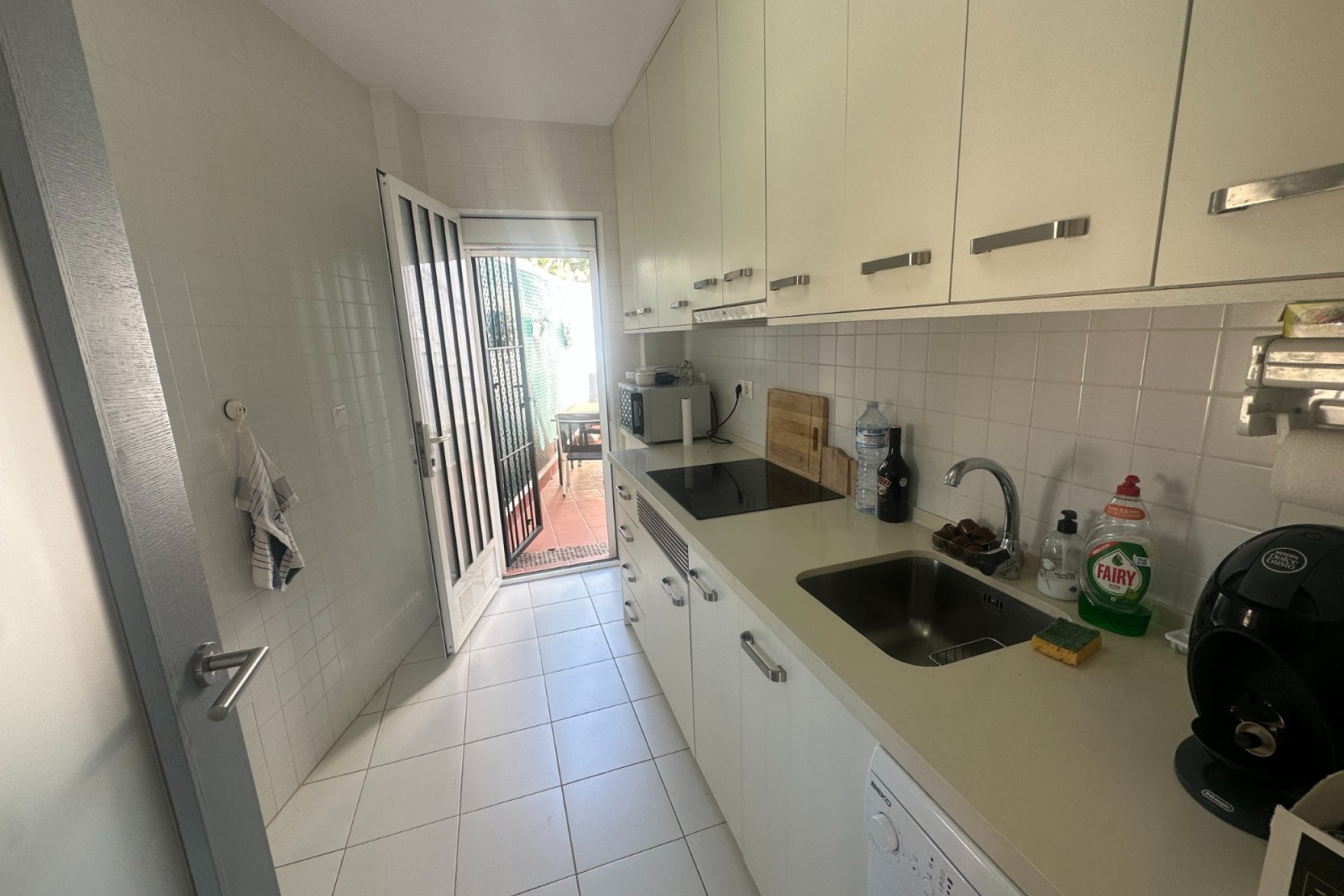 Resale - Apartment / Flat - Torrevieja - Aguas Nuevas