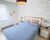 Resale - Apartment / Flat - Torrevieja - Aguas Nuevas