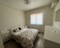 Resale - Apartment / Flat - Torrevieja - Aguas Nuevas