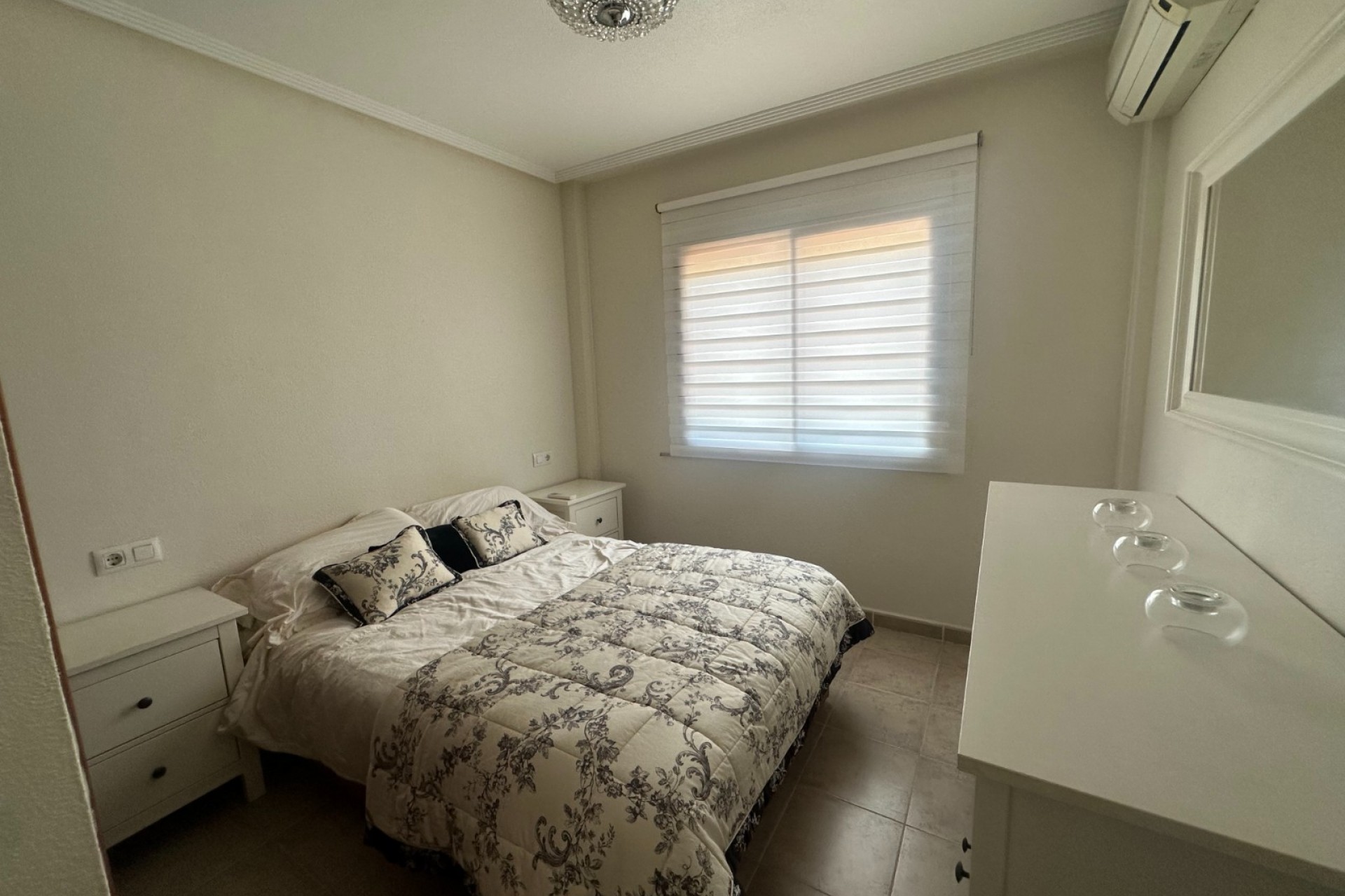 Resale - Apartment / Flat - Torrevieja - Aguas Nuevas