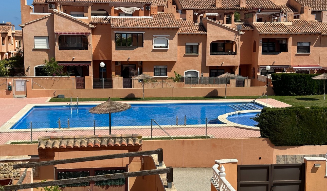 Resale - Apartment / Flat - Torrevieja - Aguas Nuevas
