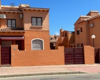Resale - Apartment / Flat - Torrevieja - Aguas Nuevas