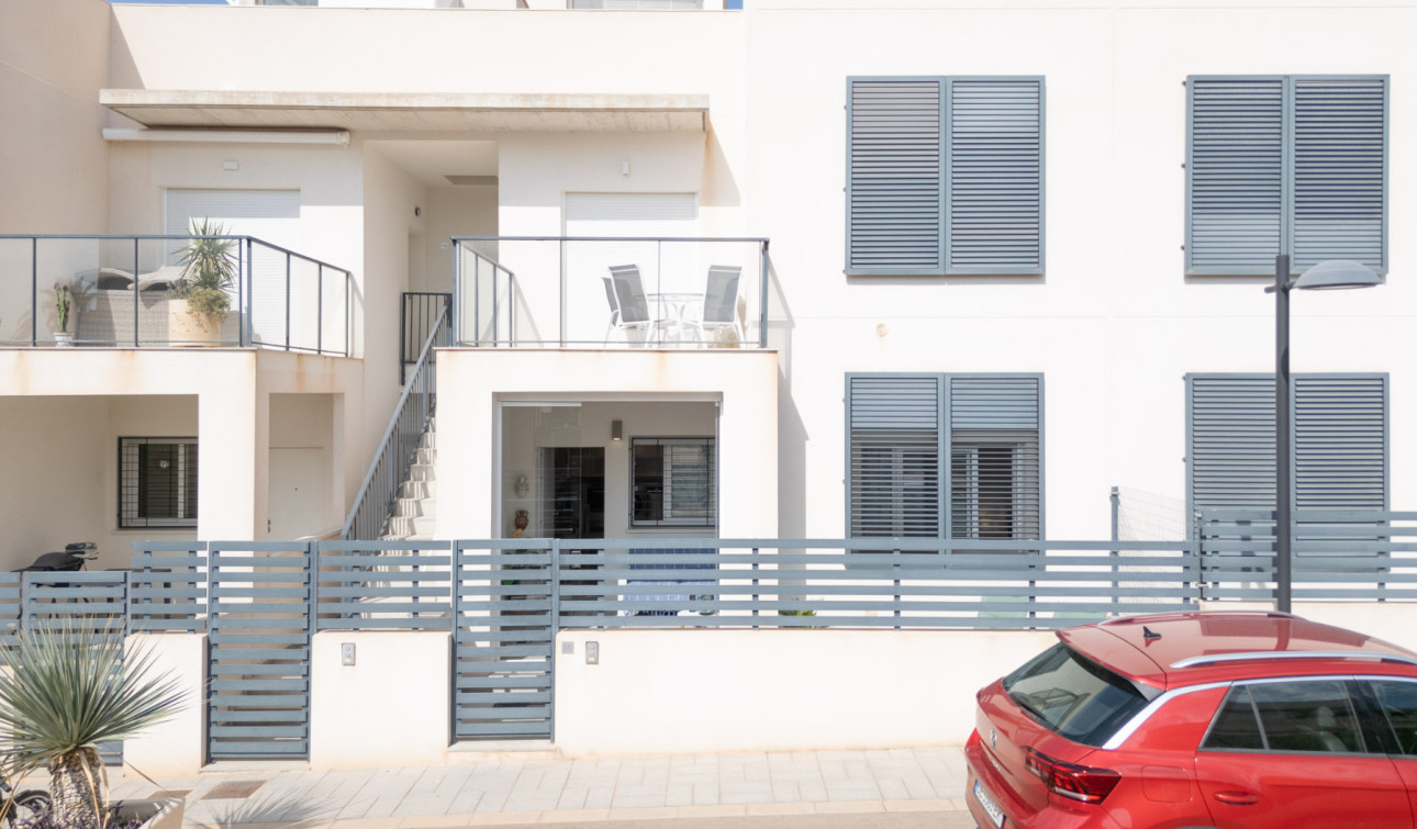 Resale - Apartment / Flat - Torrevieja - Aguas Nuevas