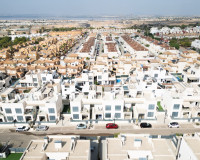 Resale - Apartment / Flat - Torrevieja - Aguas Nuevas