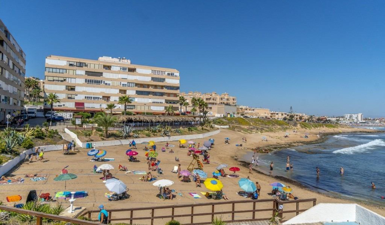 Resale - Apartment / Flat - Torrevieja - Cabo Cervera
