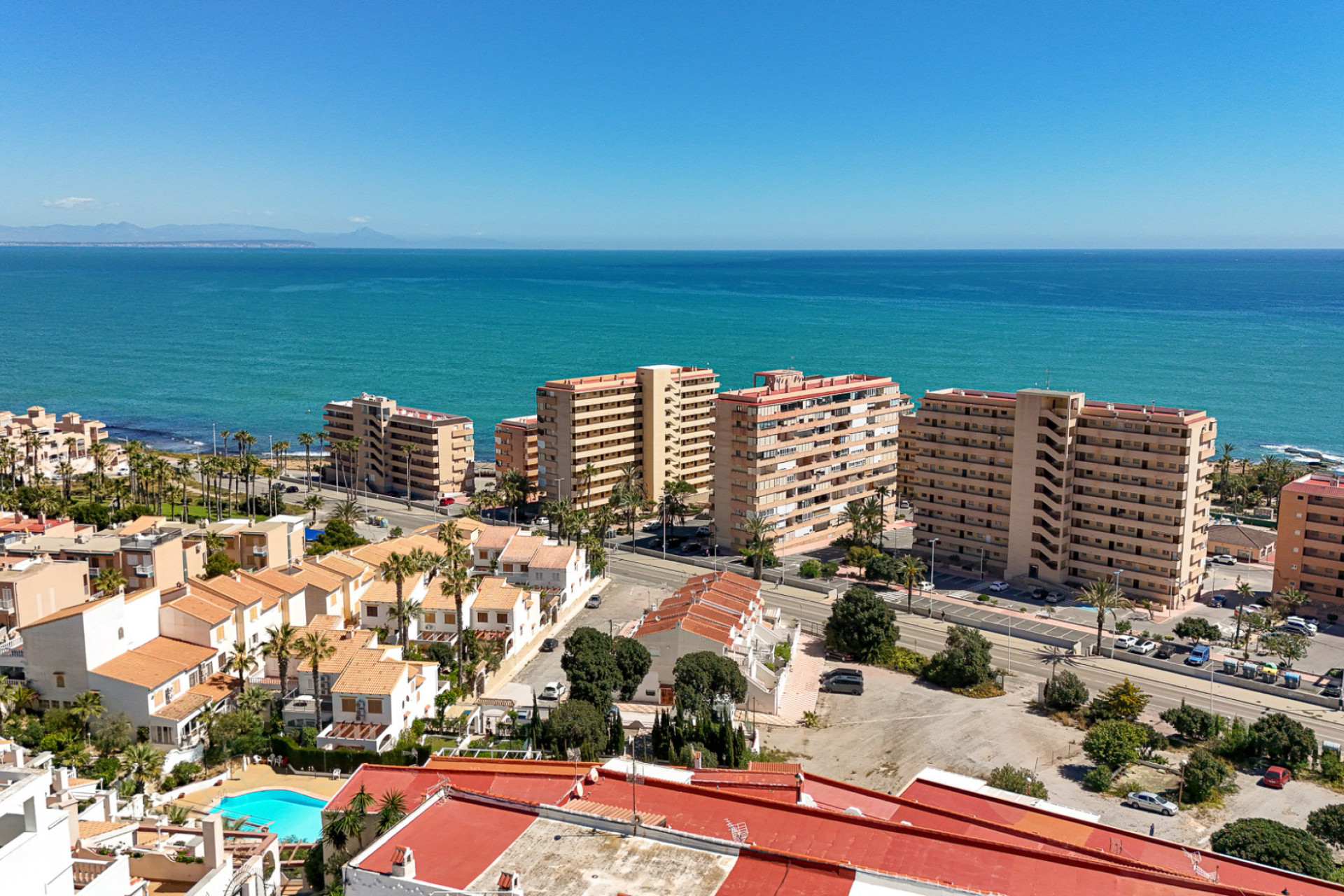 Resale - Apartment / Flat - Torrevieja - Cabo cervera