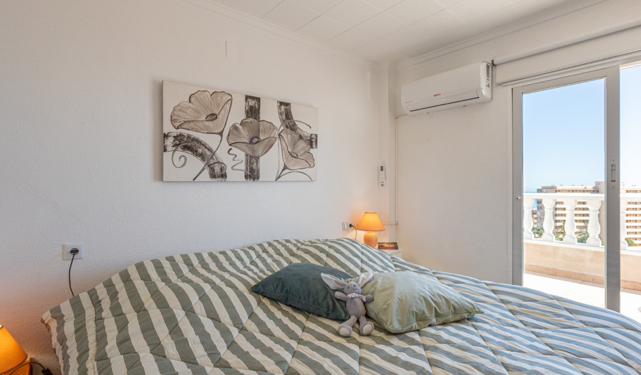 Resale - Apartment / Flat - Torrevieja - Cabo cervera