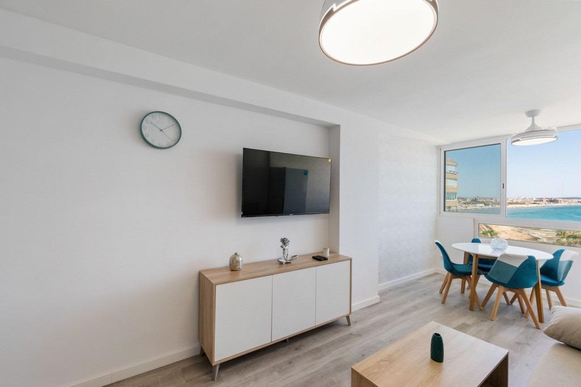 Resale - Apartment / Flat - Torrevieja - Cabo Cervera