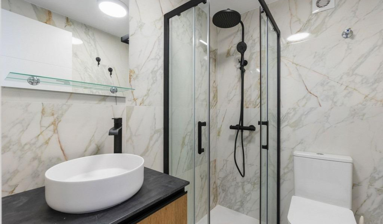 Resale - Apartment / Flat - Torrevieja - Cabo Cervera