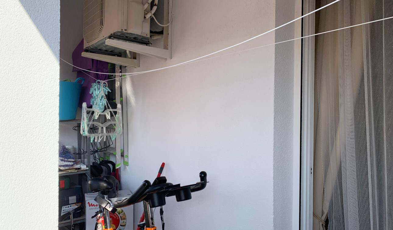 Resale - Apartment / Flat - Torrevieja - Center