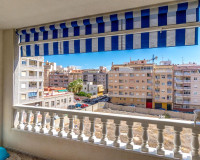 Resale - Apartment / Flat - Torrevieja - Centro