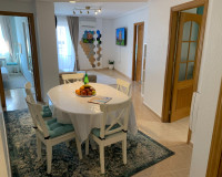 Resale - Apartment / Flat - Torrevieja - Centro