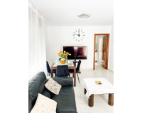 Resale - Apartment / Flat - Torrevieja - Centro